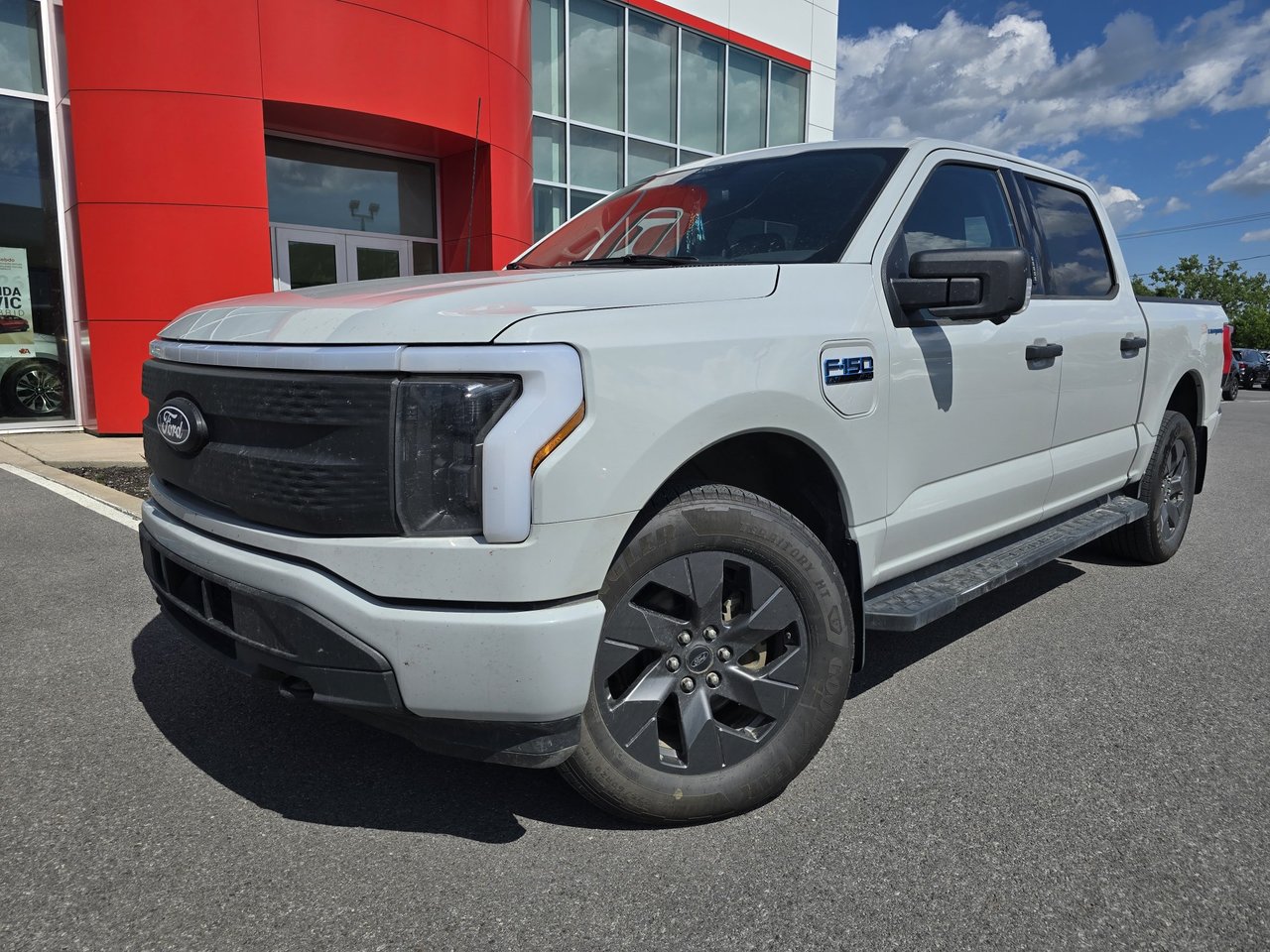 Ford F-150 Lightning XLT 386KM AUTONOMIE 2024-0