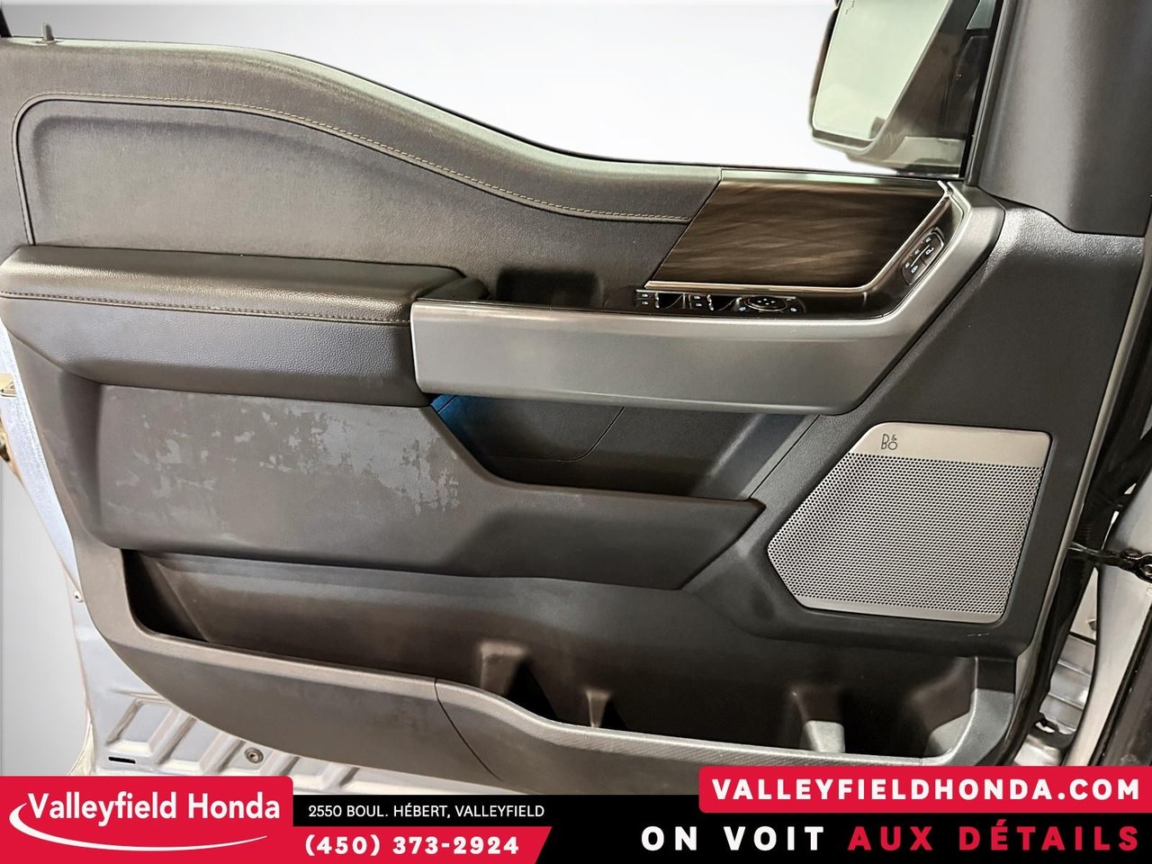 2024 Ford F-150 Lightning LARIAT - EXTENDED RANGE 500KM+-13