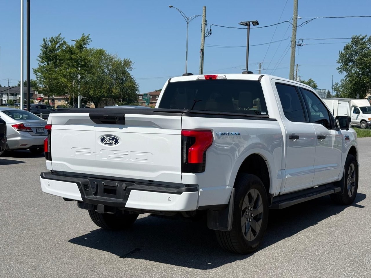 Ford F-150 Lightning XLT 2024-4