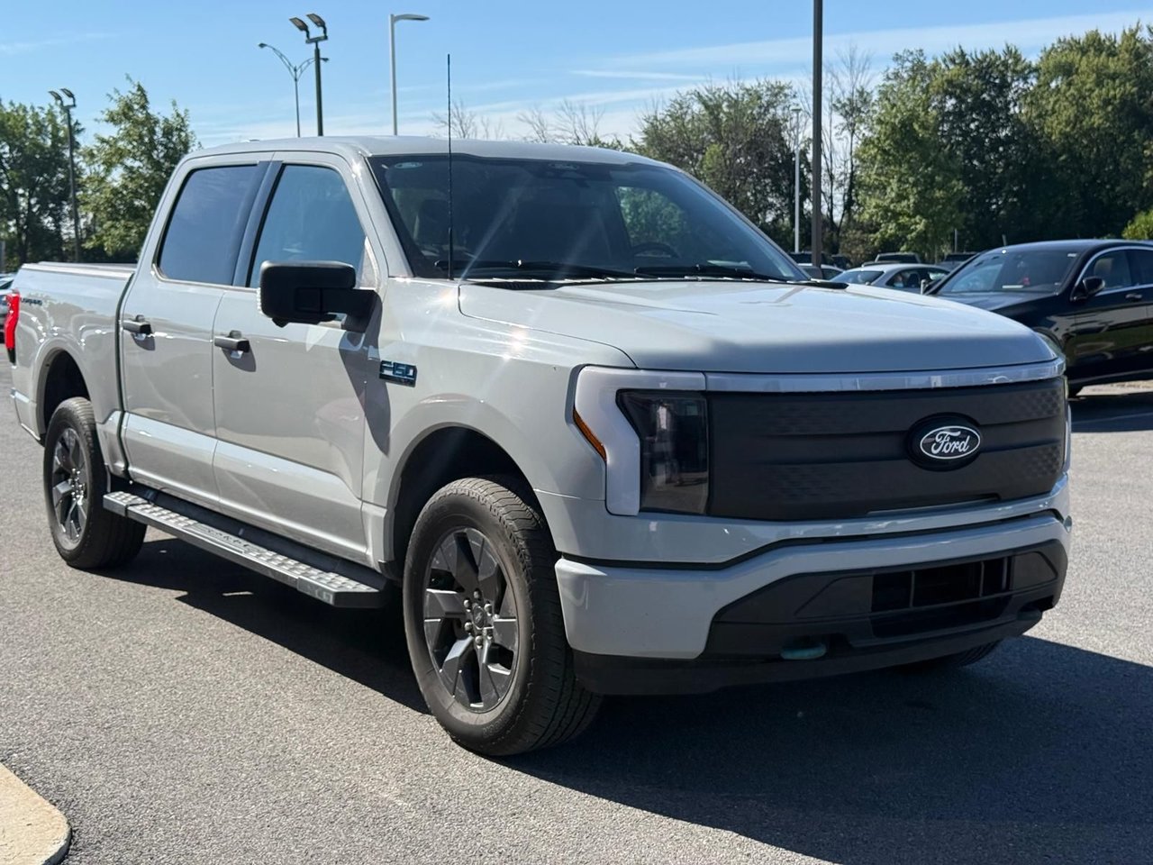 Ford F-150 Lightning XLT MAX TRAILER PACKAGE 2024-2
