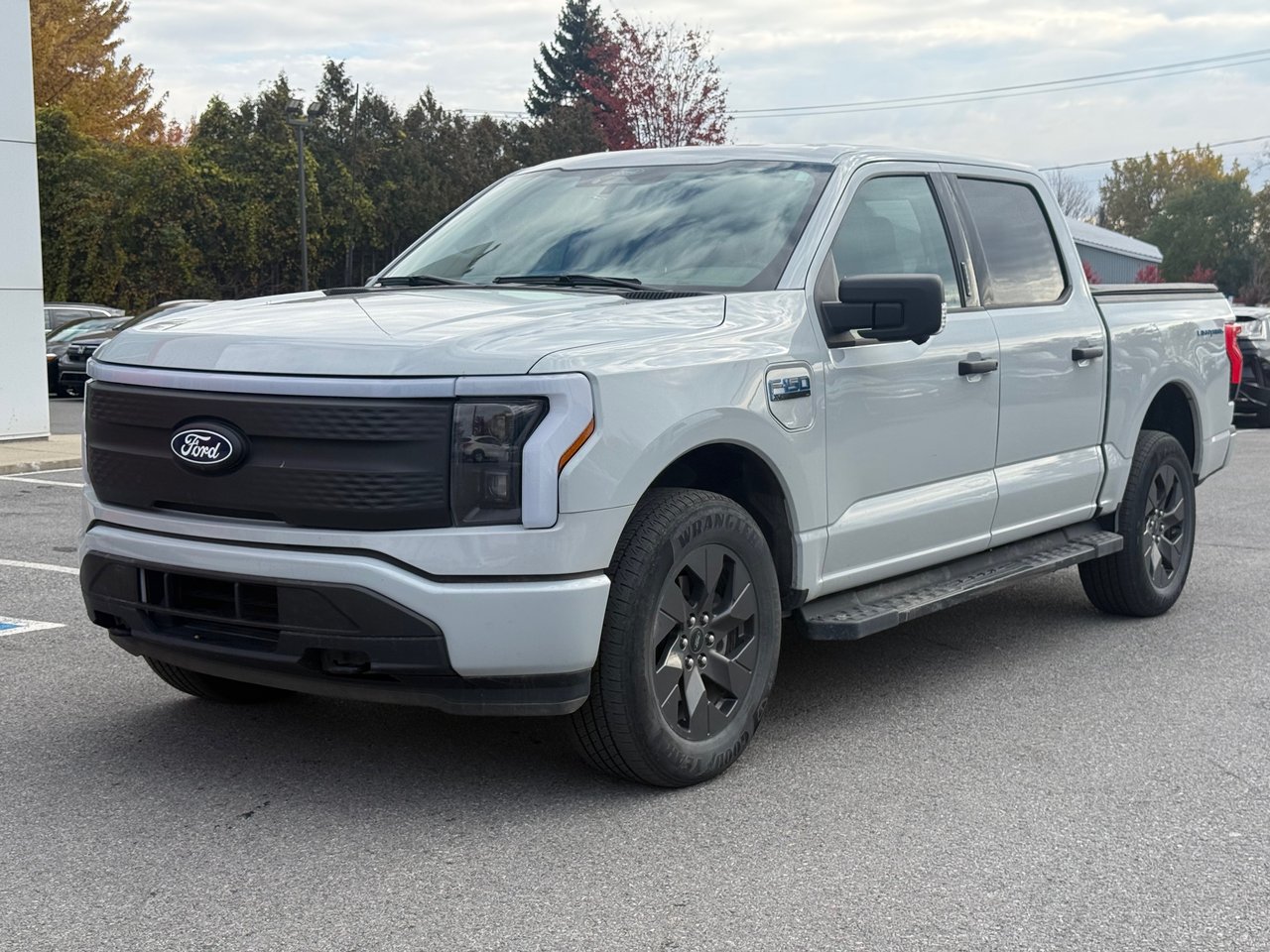 2024 Ford F-150 Lightning XLT 386KM AUTONOMIE-10