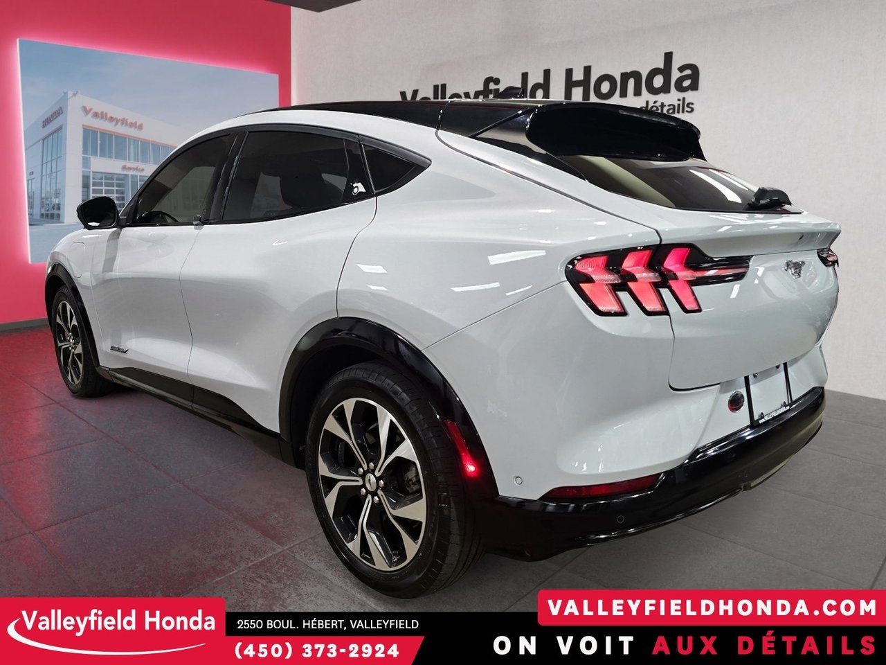 2022 Ford Mustang Mach-E PREMIUM AWD EXTENDED BATTERY 91KWH-9