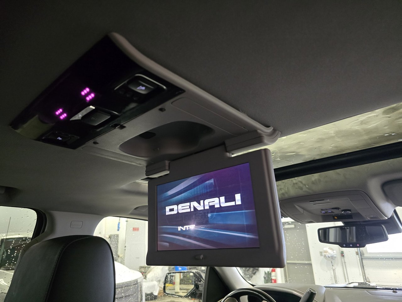 2020 GMC Yukon Denali TRÈS PROPRE !-9