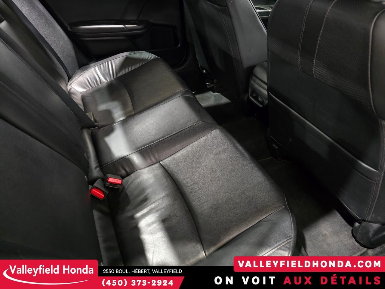 2018 Honda Civic Sedan Touring OCCASION APPROUVÉ HONDA-11