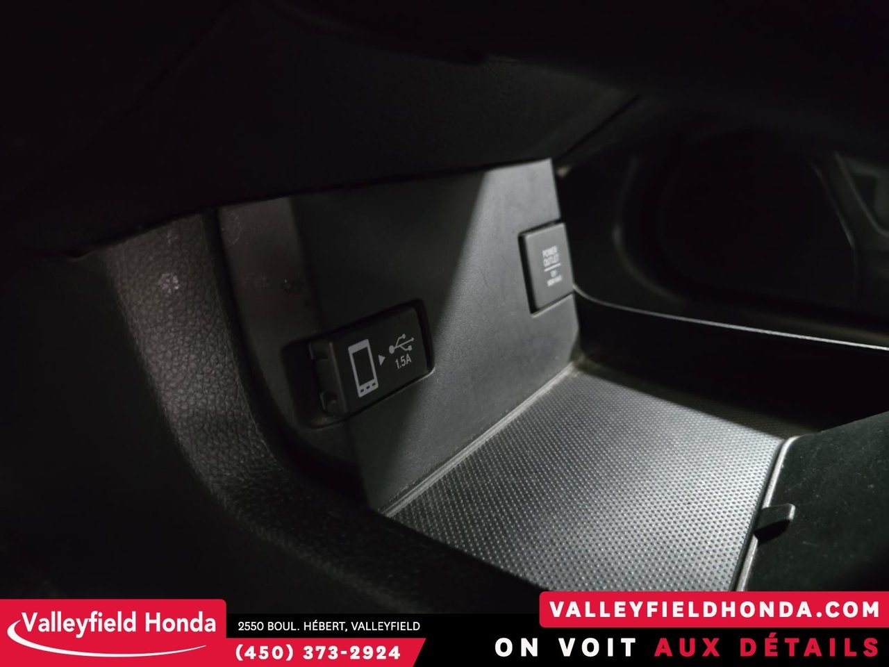 2018 Honda Civic Sedan Touring OCCASION APPROUVÉ HONDA-29