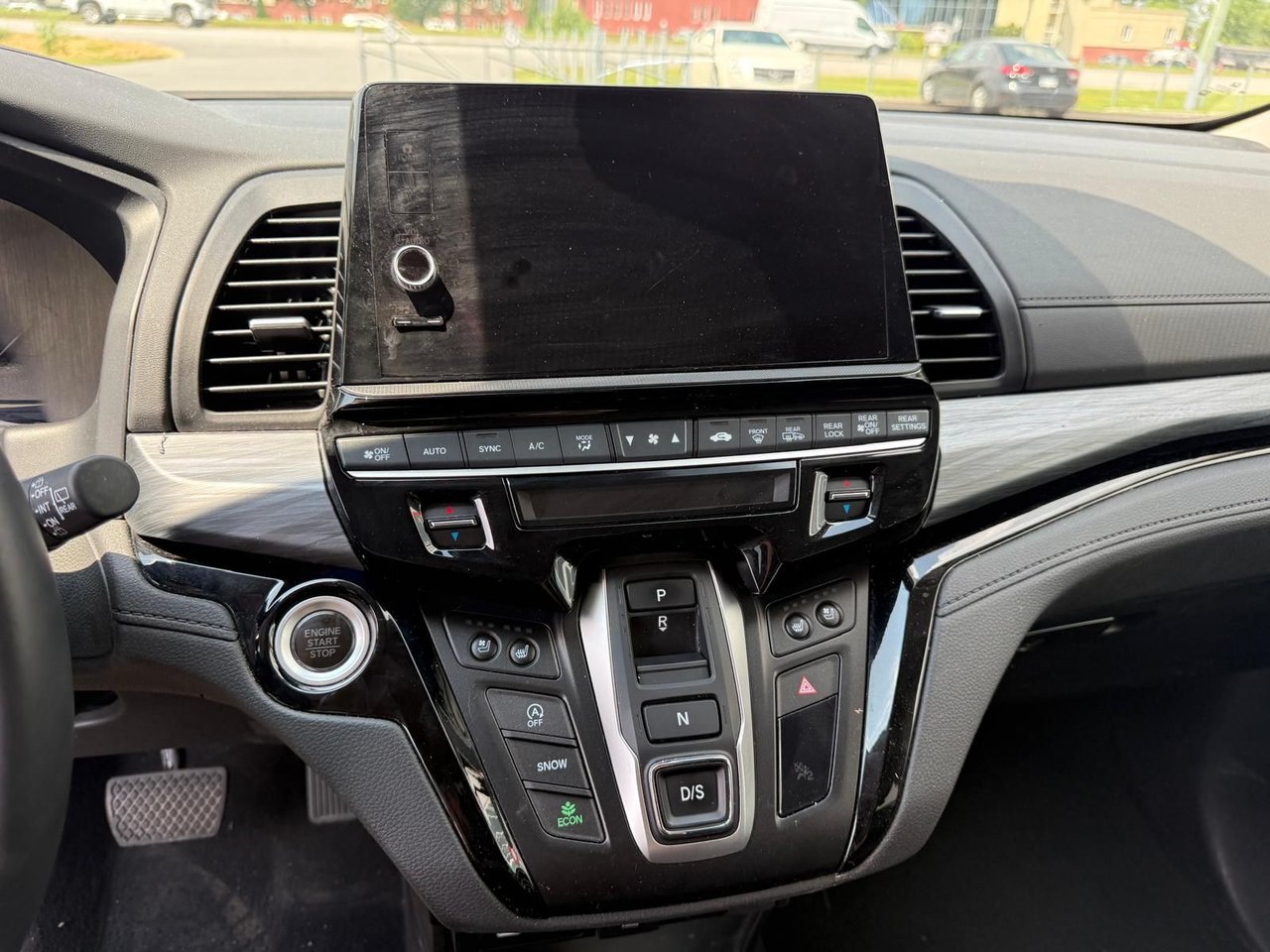 2025 Honda Odyssey Touring-10