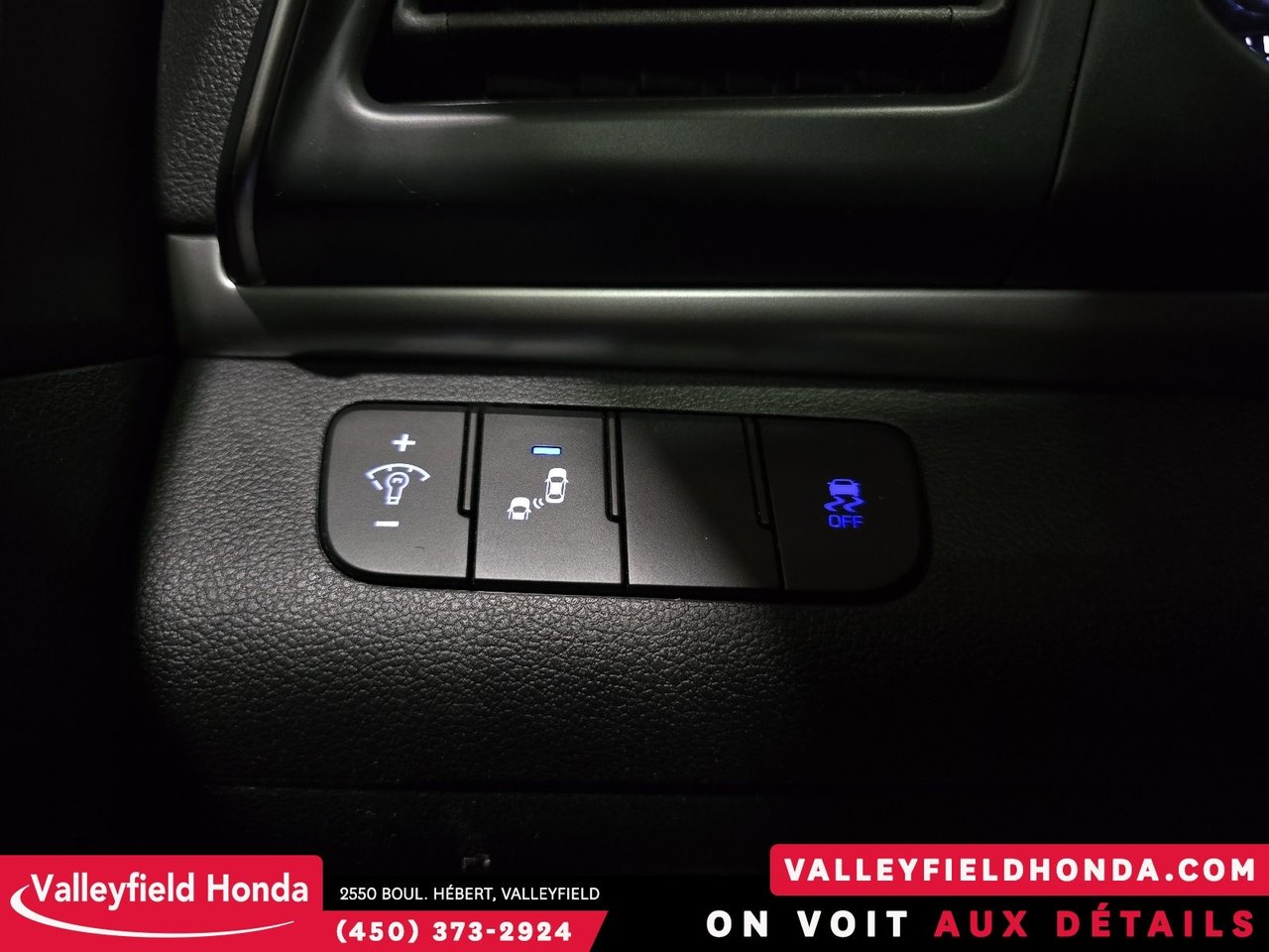 2020 Hyundai Elantra Preferred-25