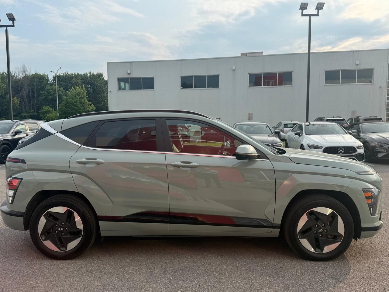 2025 Hyundai Kona Electric Preferred w/Trend Package-3