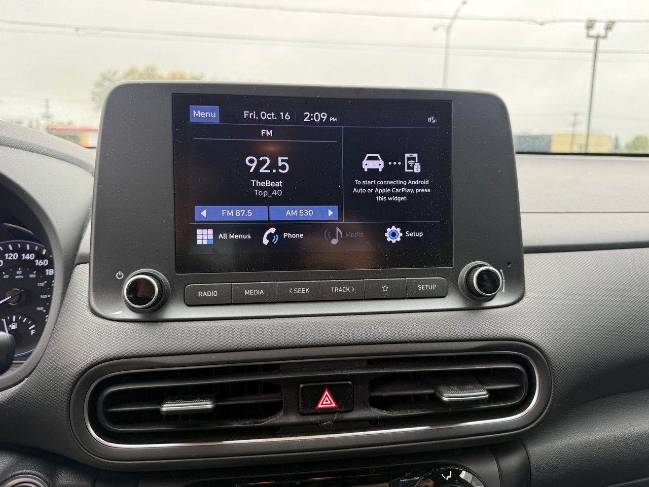 Hyundai Kona Preferred 2022-10