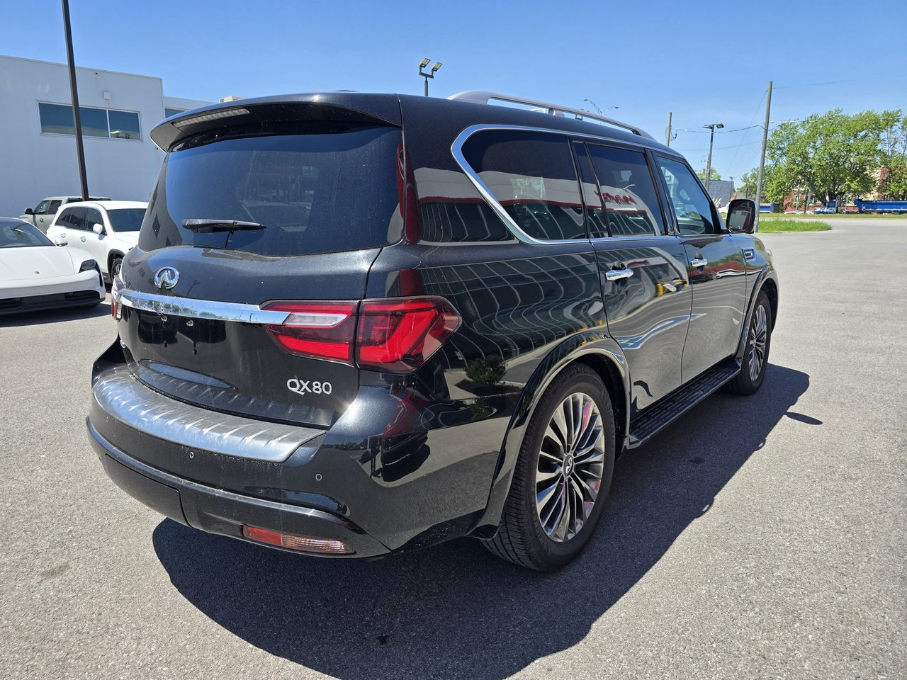Infiniti QX80 TOUT ÉQUIPÉ ! IMPECCABLE 2021-9