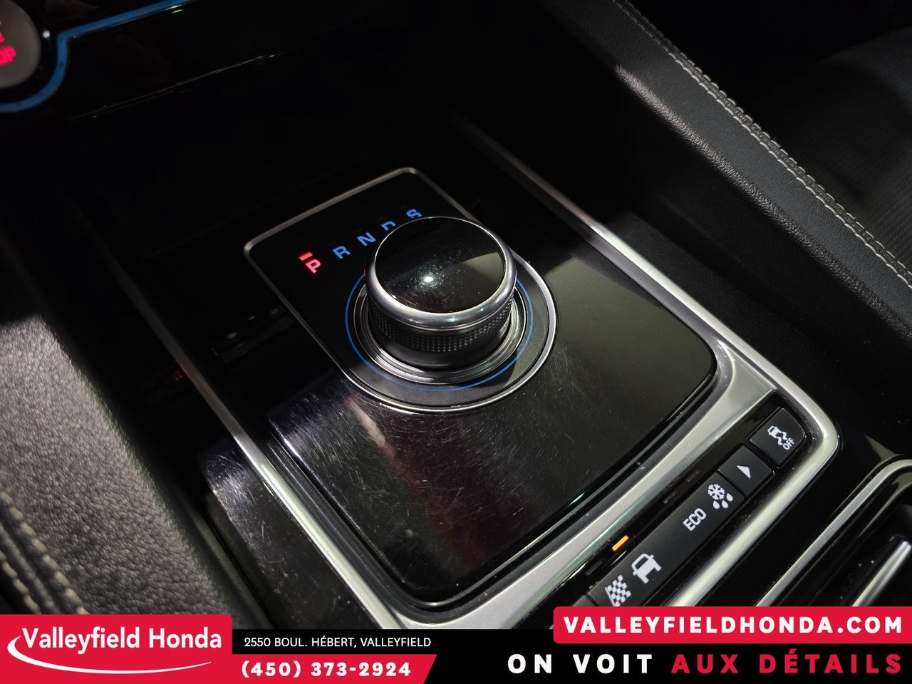 2018 Jaguar F-PACE R-Sport 35T 3.0L SUPERCHARGED-27