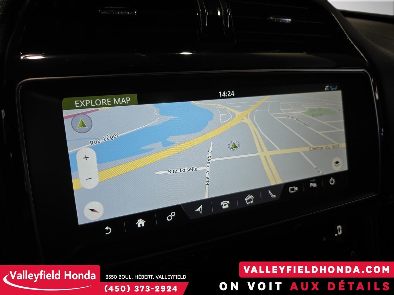 2018 Jaguar F-PACE R-Sport 35T 3.0L SUPERCHARGED-32