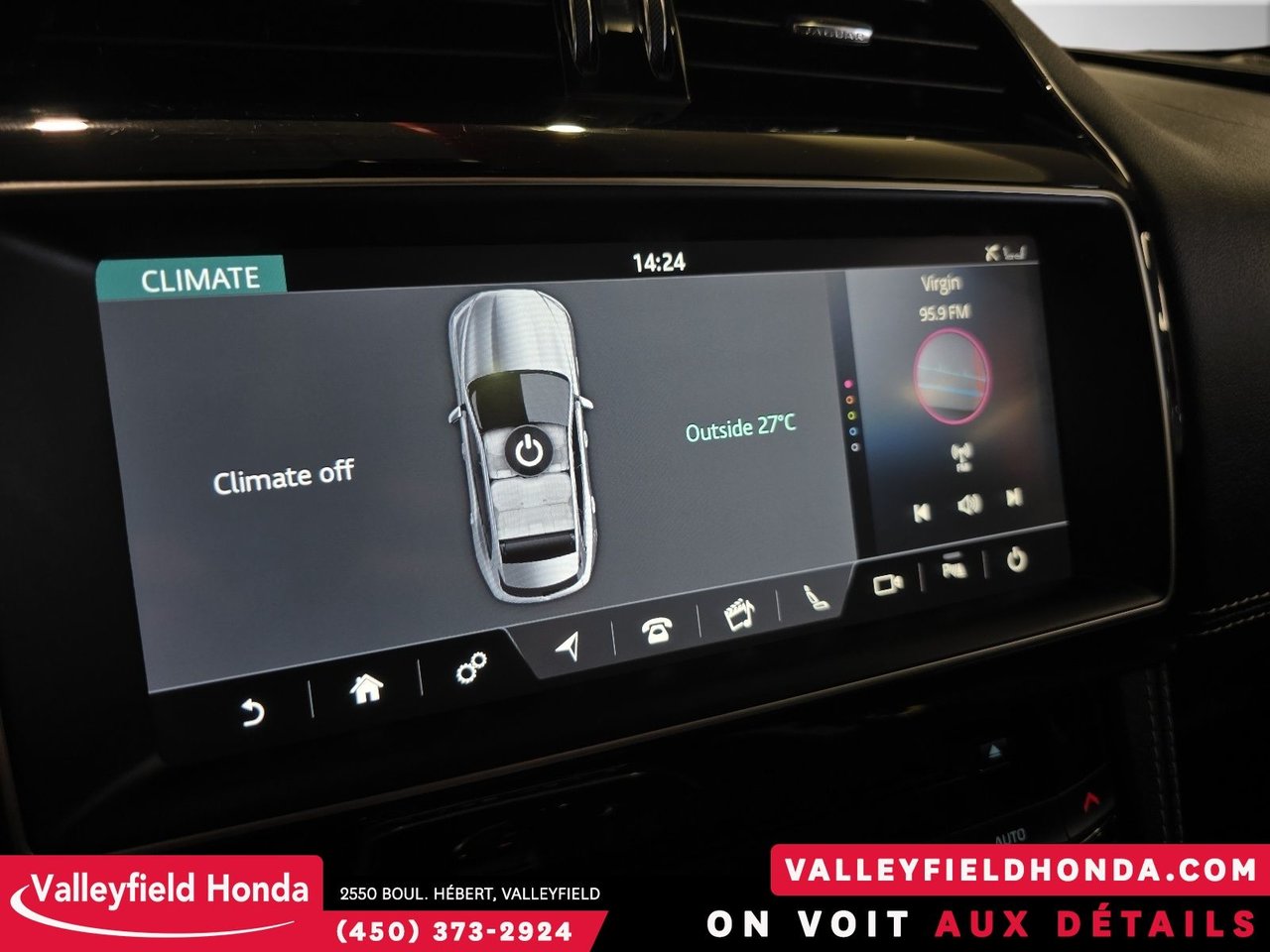 2018 Jaguar F-PACE R-Sport 35T 3.0L SUPERCHARGED-33