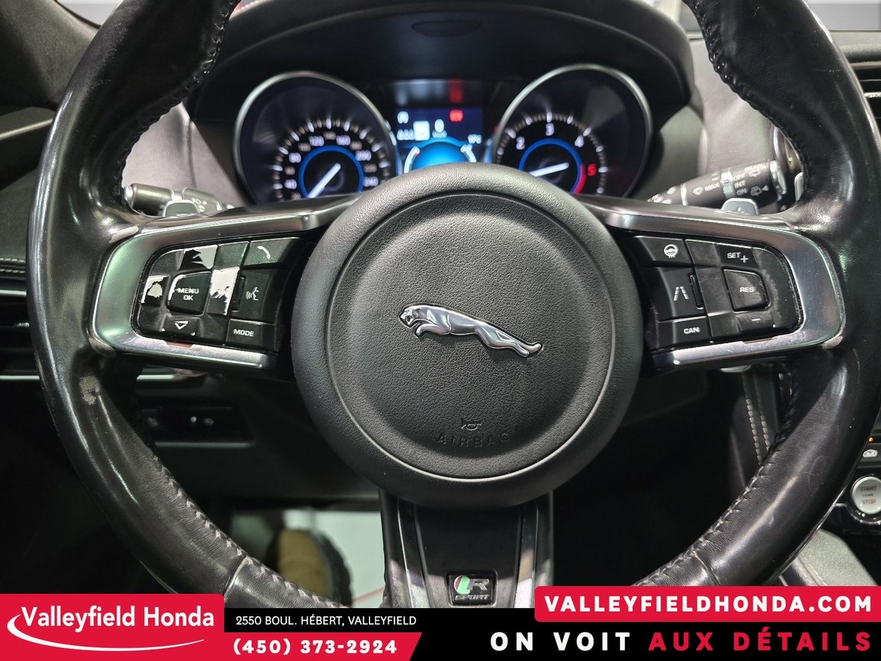 2019 Jaguar F-PACE R-Sport-22