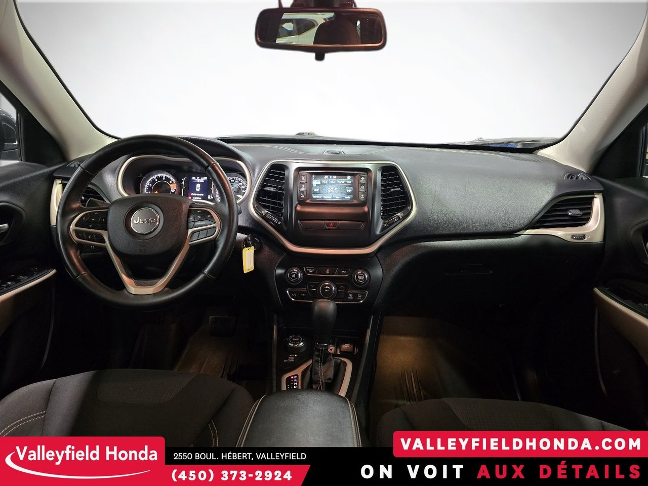 2017 Jeep Cherokee North 4x4-12