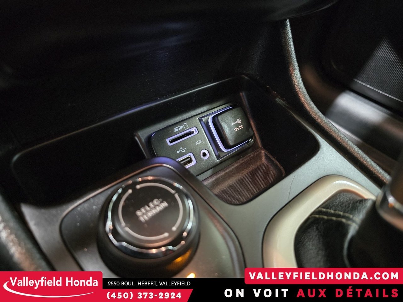 2017 Jeep Cherokee North 4x4-22