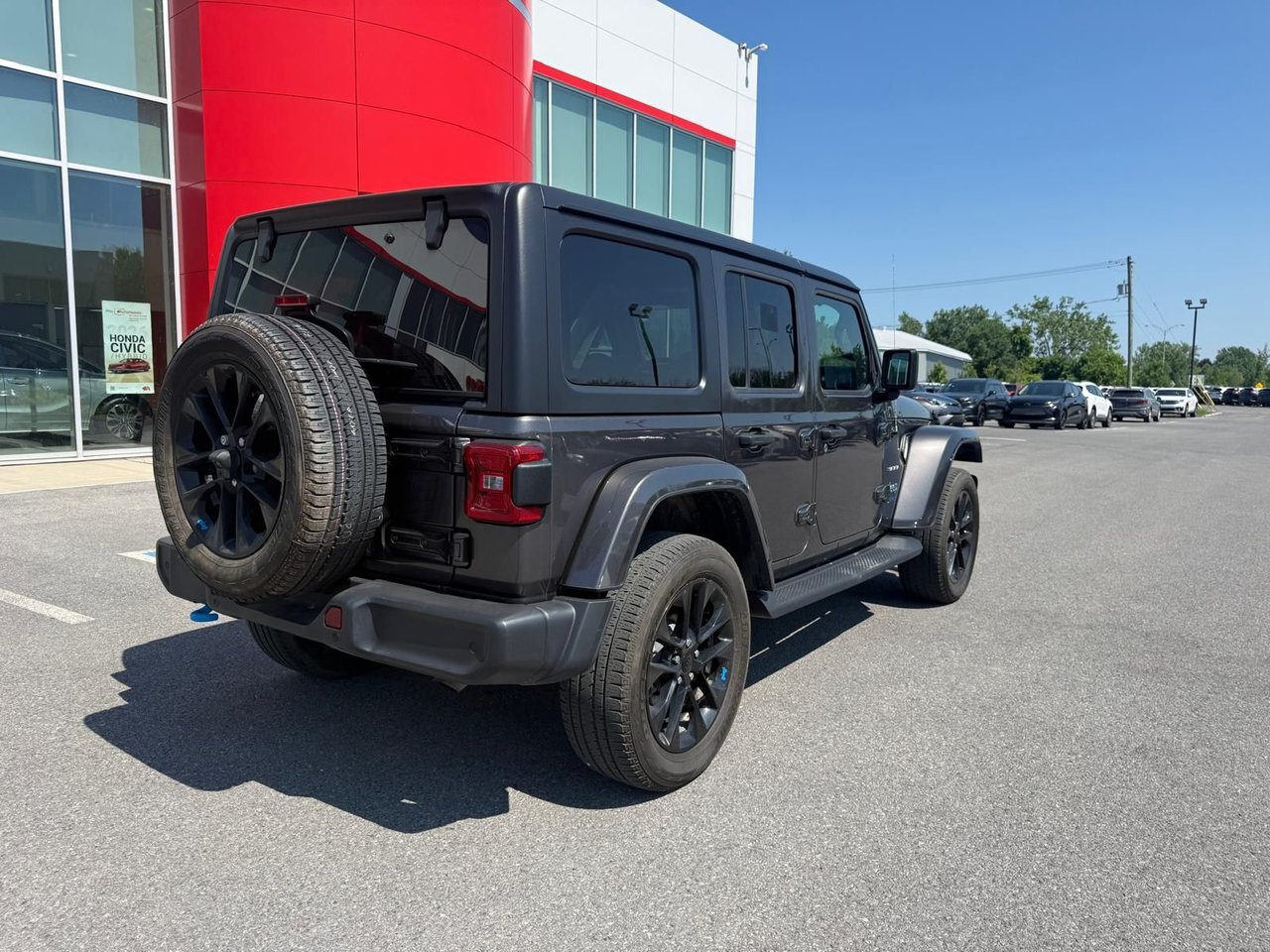 2022 Jeep Wrangler 4xe Unlimited Sahara-6