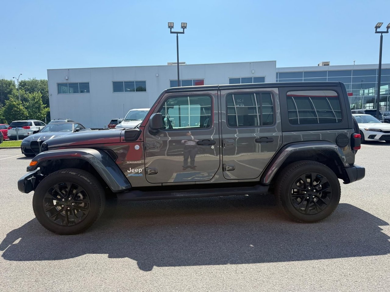 2022 Jeep Wrangler 4xe Unlimited Sahara-2