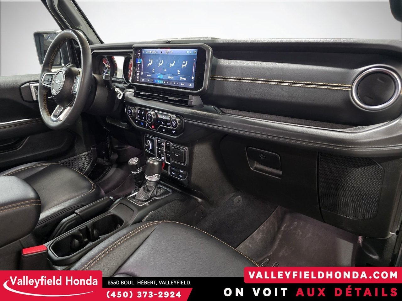 2024 Jeep Wrangler 4xe Sahara 30KM AUTONOMIE ELECTRIQUE-3