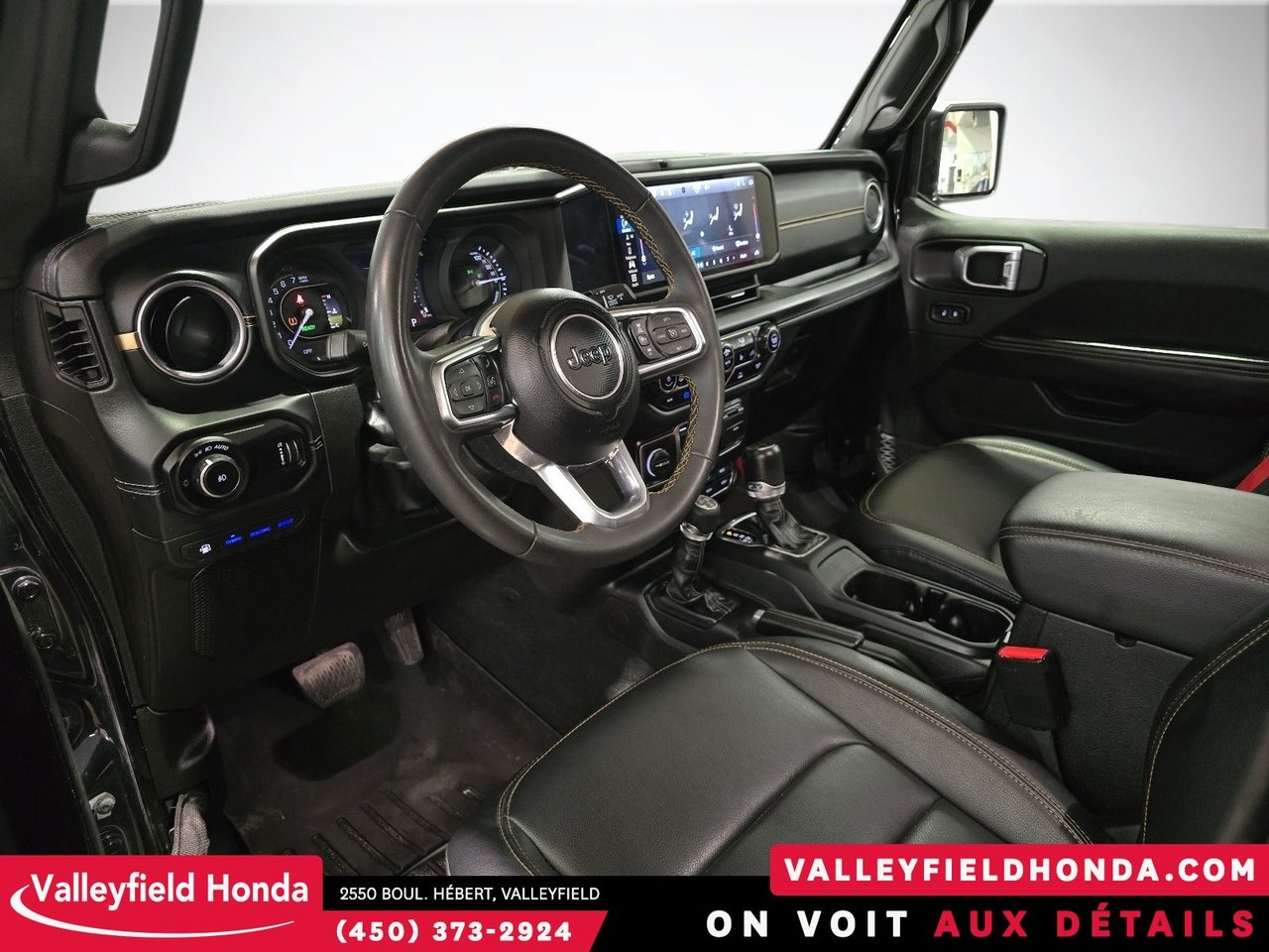 2024 Jeep Wrangler 4xe Sahara 30KM AUTONOMIE ELECTRIQUE-13