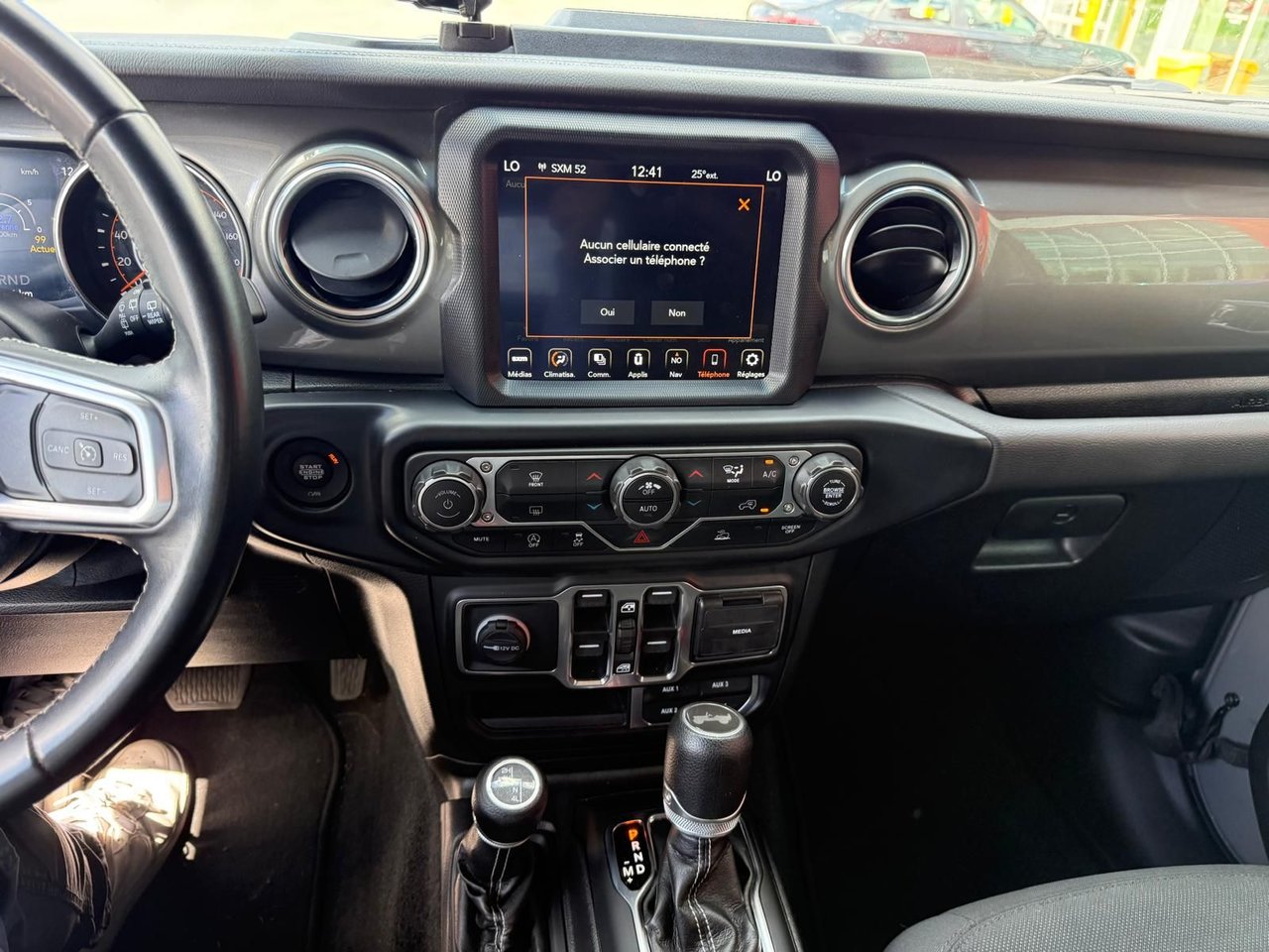 Jeep Wrangler Unlimited Sahara 2021-10