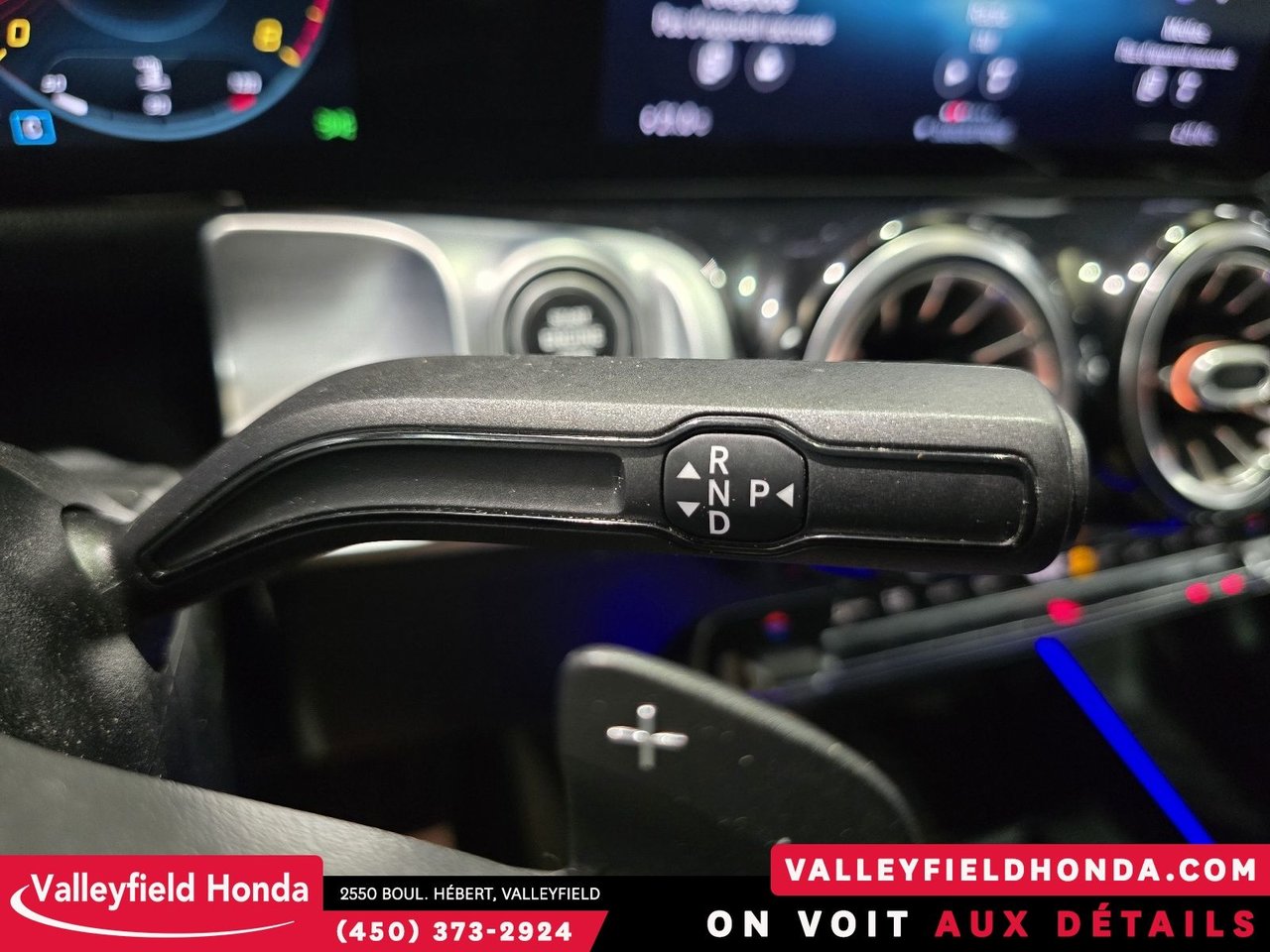 Mercedes-Benz GLB 250 PREMIUM PACKAGE 2021-23