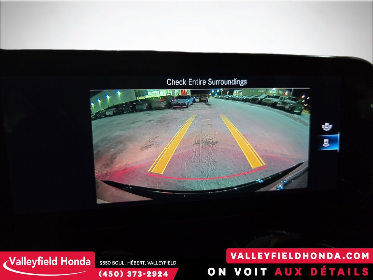 Mercedes-Benz GLB 250 PREMIUM PACKAGE 2021-27