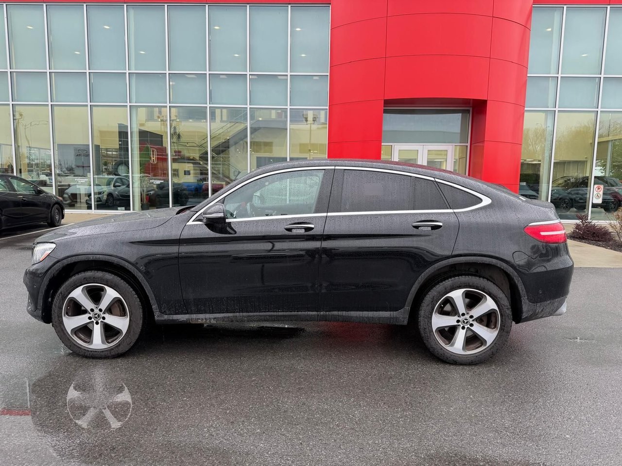 Mercedes-Benz GLC COUPE GLC 300 AWD IMPECCABLE 2019-1
