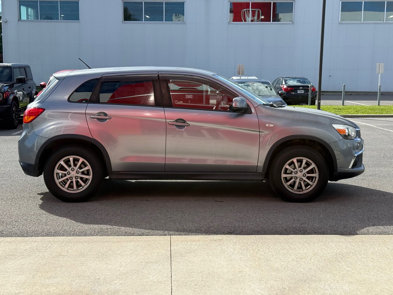 Mitsubishi RVR  2016-3