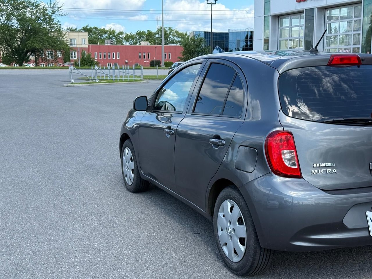 Nissan Micra S 2017-5
