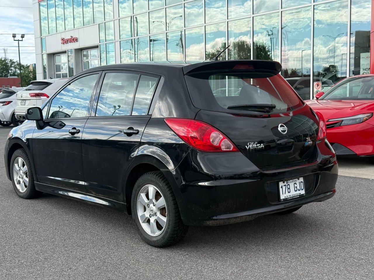 2012 Nissan Versa SL-6
