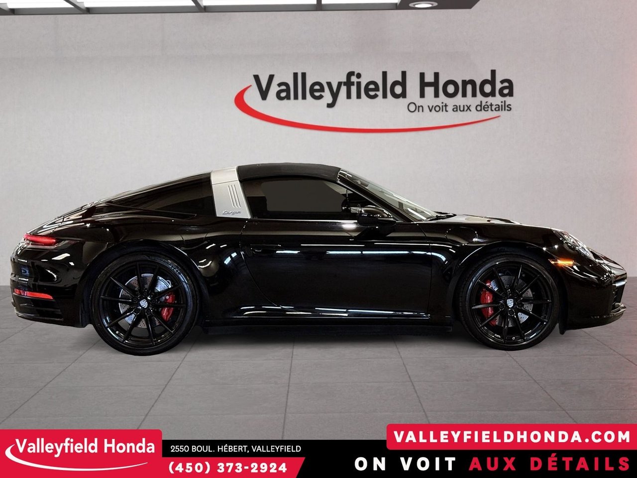 Porsche 911 TARGA 4S STICK SHIFT 2022-4