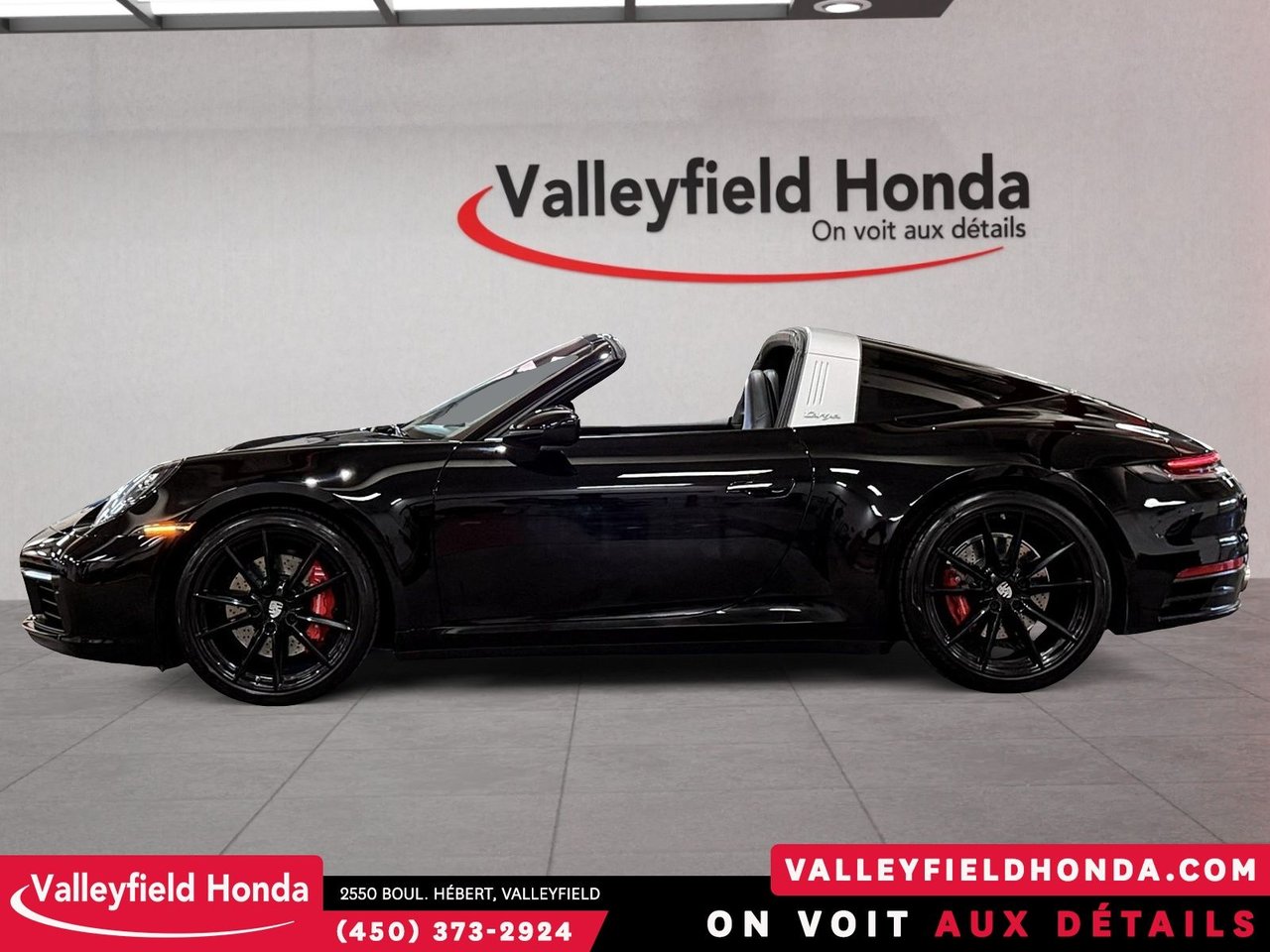 Porsche 911 TARGA 4S STICK SHIFT 2022-10