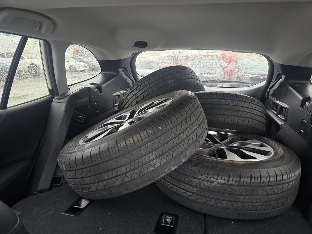 2023 Subaru Outback LIMITED IMPECCABLE!-3