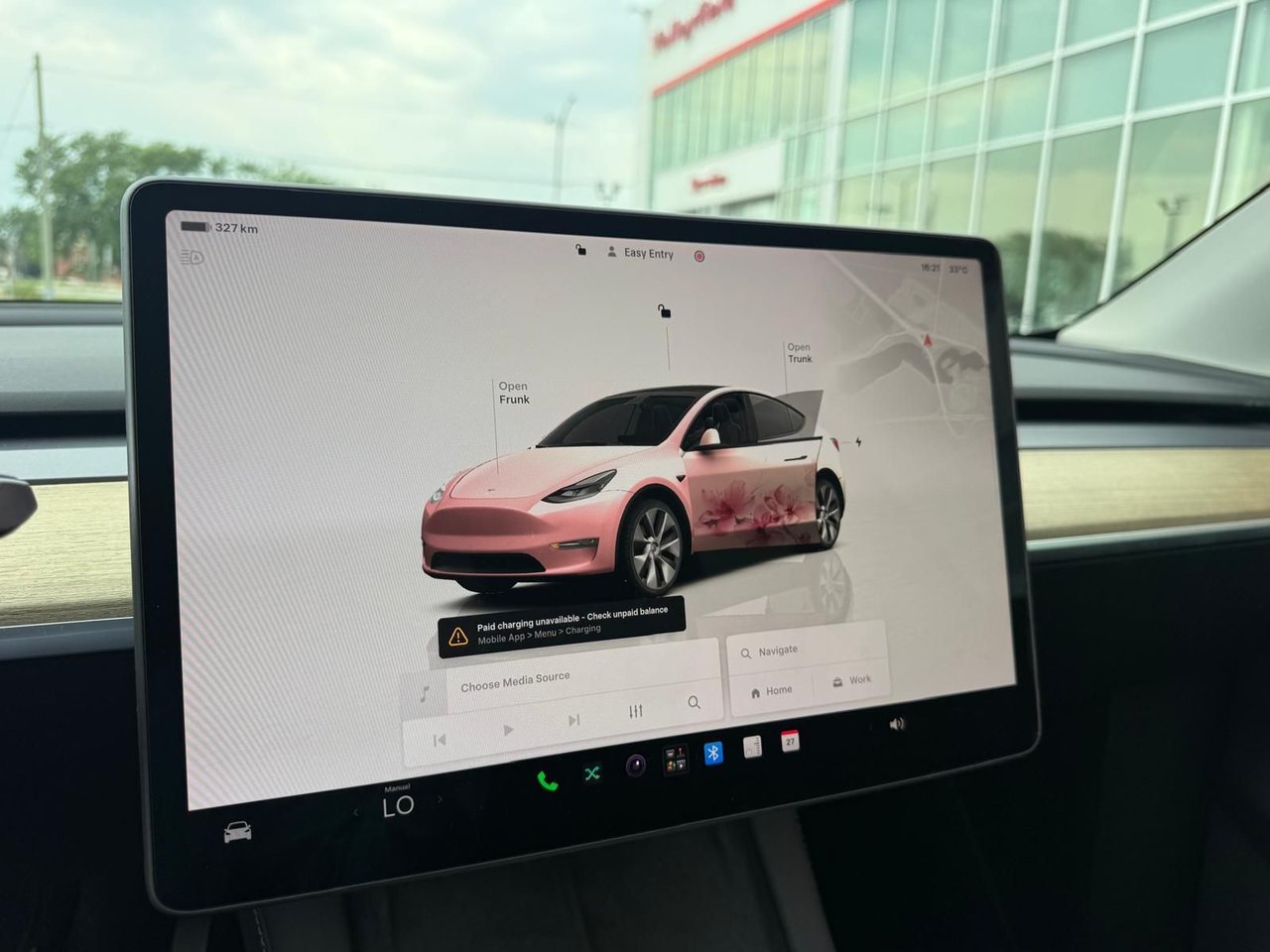 2023 Tesla Model Y-9
