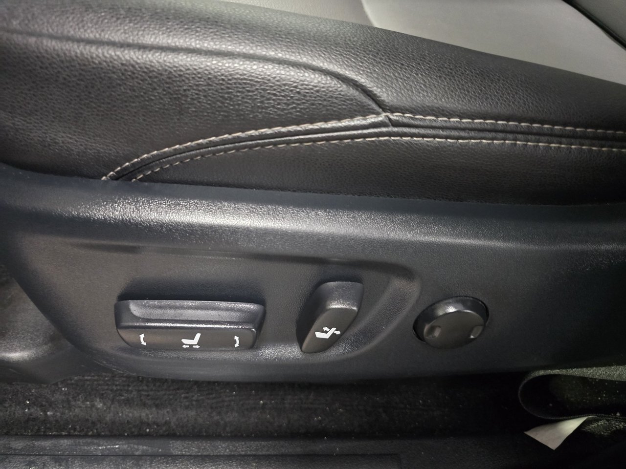 Toyota 4Runner SR5 PREMIUM 2023-4