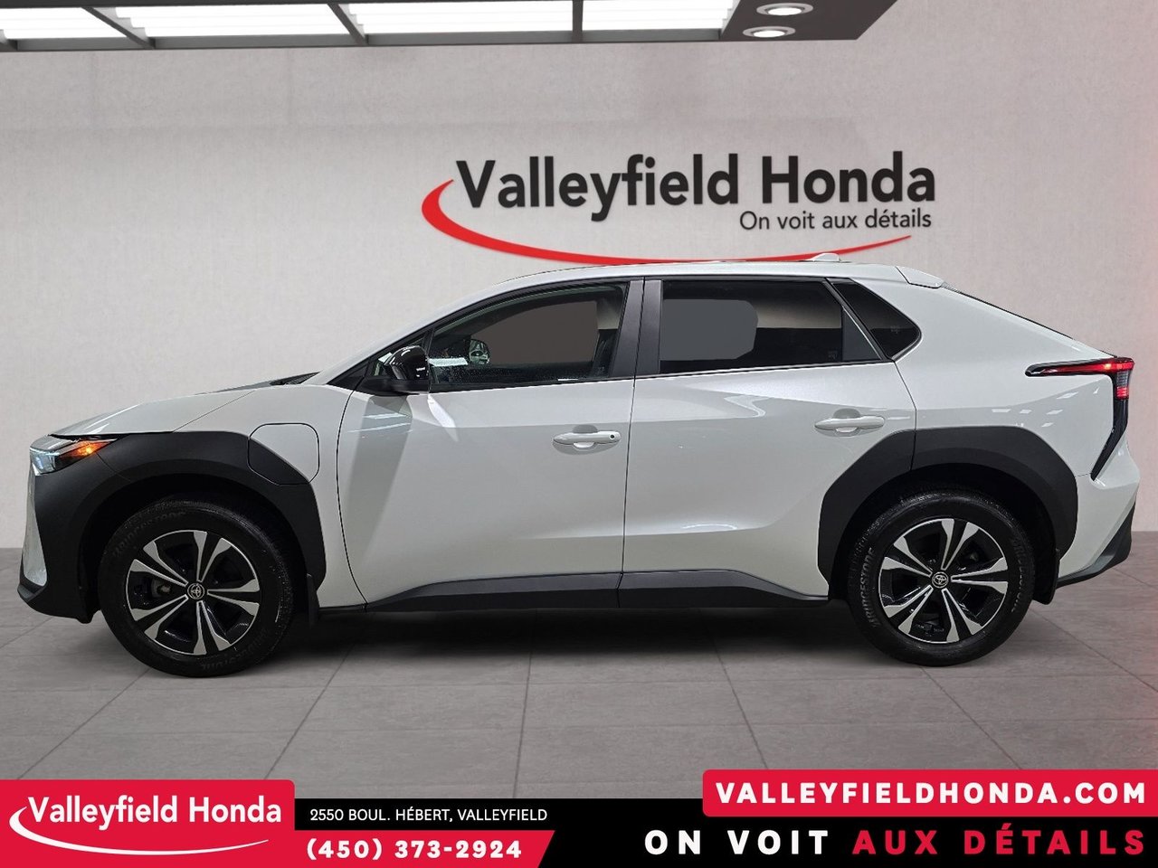 2023 Toyota bZ4X XLE TOIT PANORAMIQUE AWD MAGS-8