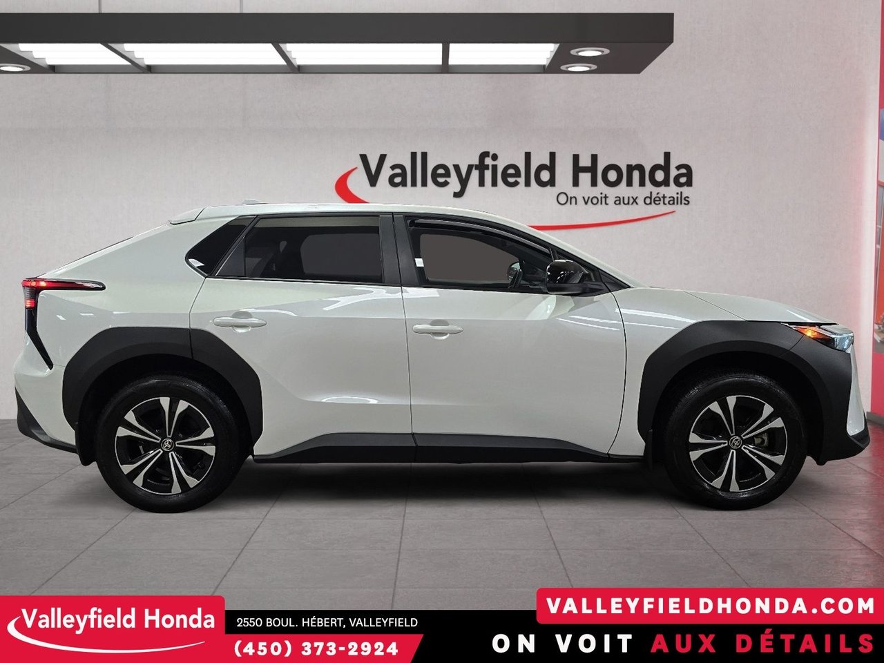 2023 Toyota bZ4X XLE TOIT PANORAMIQUE AWD MAGS-3