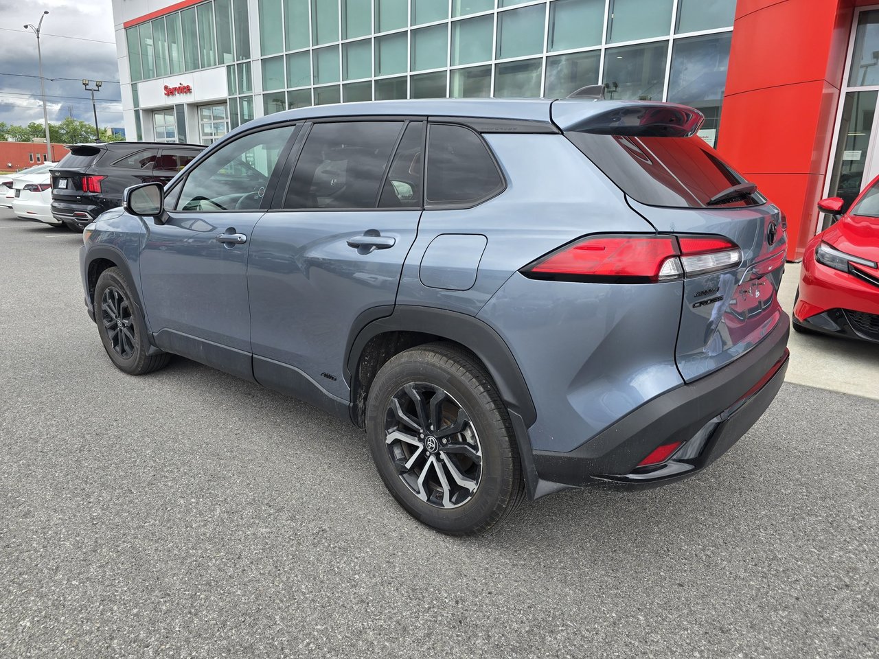 2024 Toyota Corolla Cross SE HYBRID-8