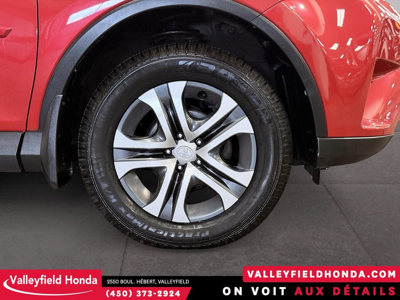 Toyota RAV4 LE AWD IMPECCABLE 2017-10