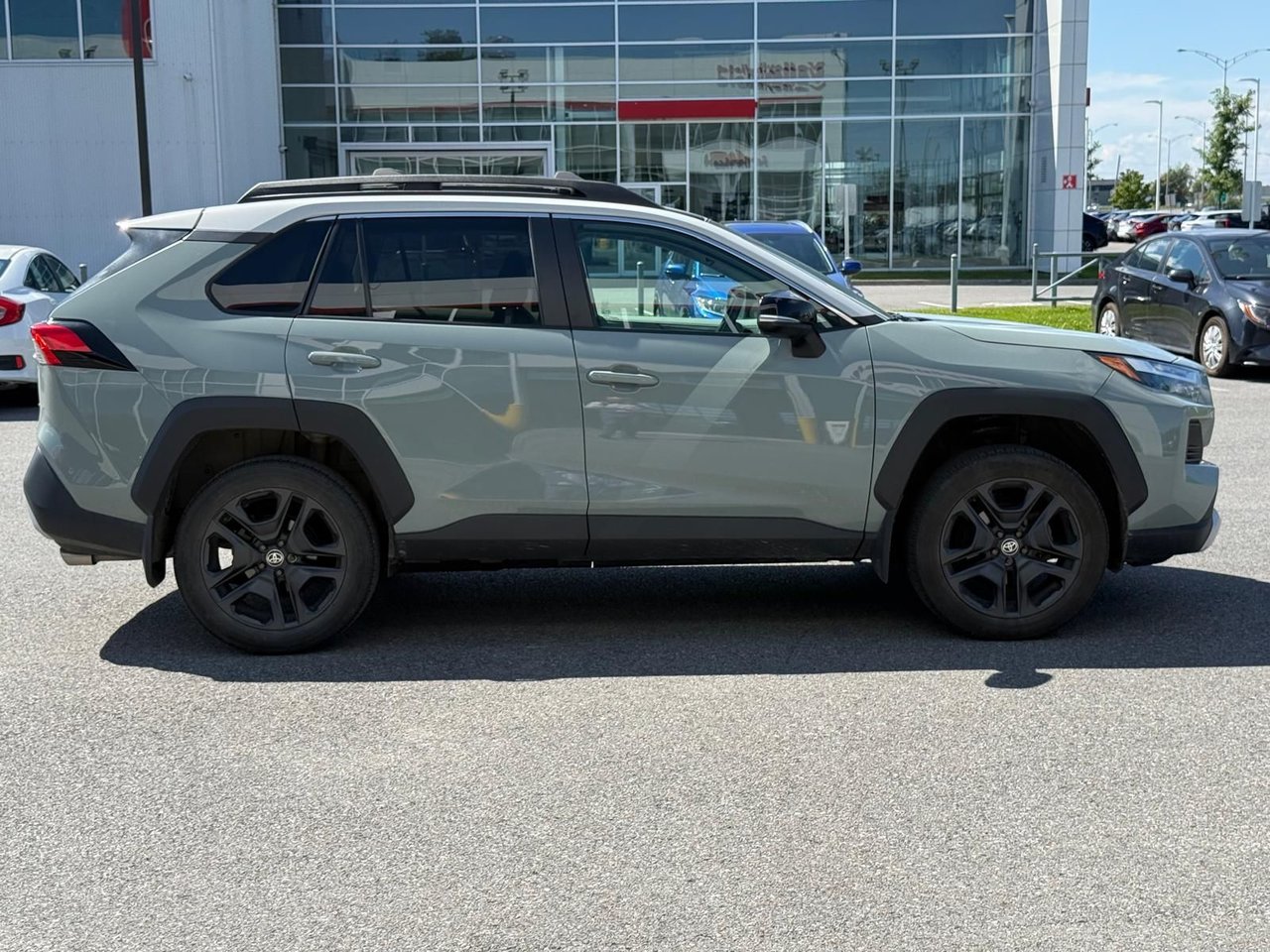 2023 Toyota RAV4 Trail-3