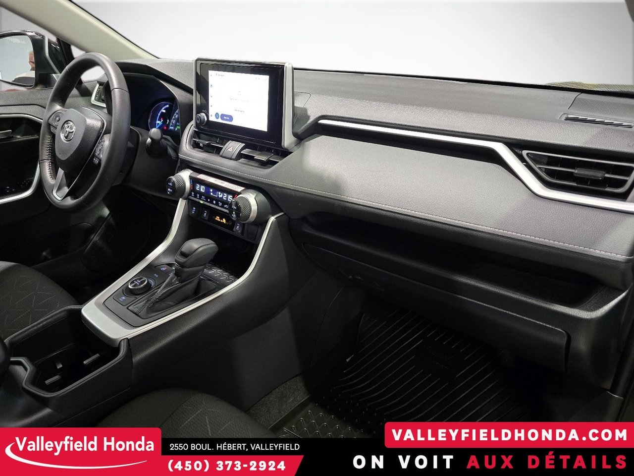 2025 Toyota RAV4 Hybrid XLE COMME NEUF ! BAS KM-4