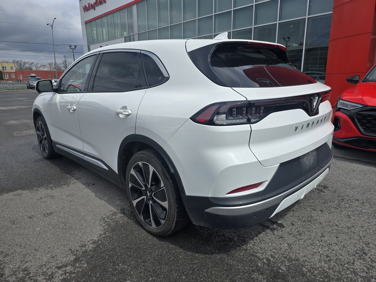 VinFast VF 8 Plus TOUT ÉQUIPÉ! 2023-6