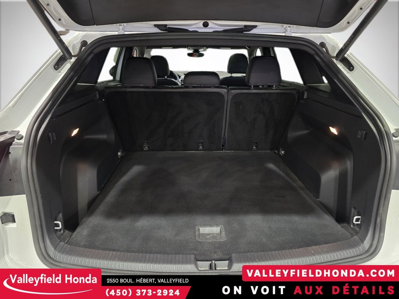 2023 Volkswagen Atlas Cross Sport Execline IMPECCABLE !-9
