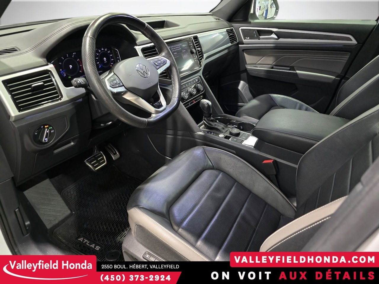 2023 Volkswagen Atlas Cross Sport Execline IMPECCABLE !-12