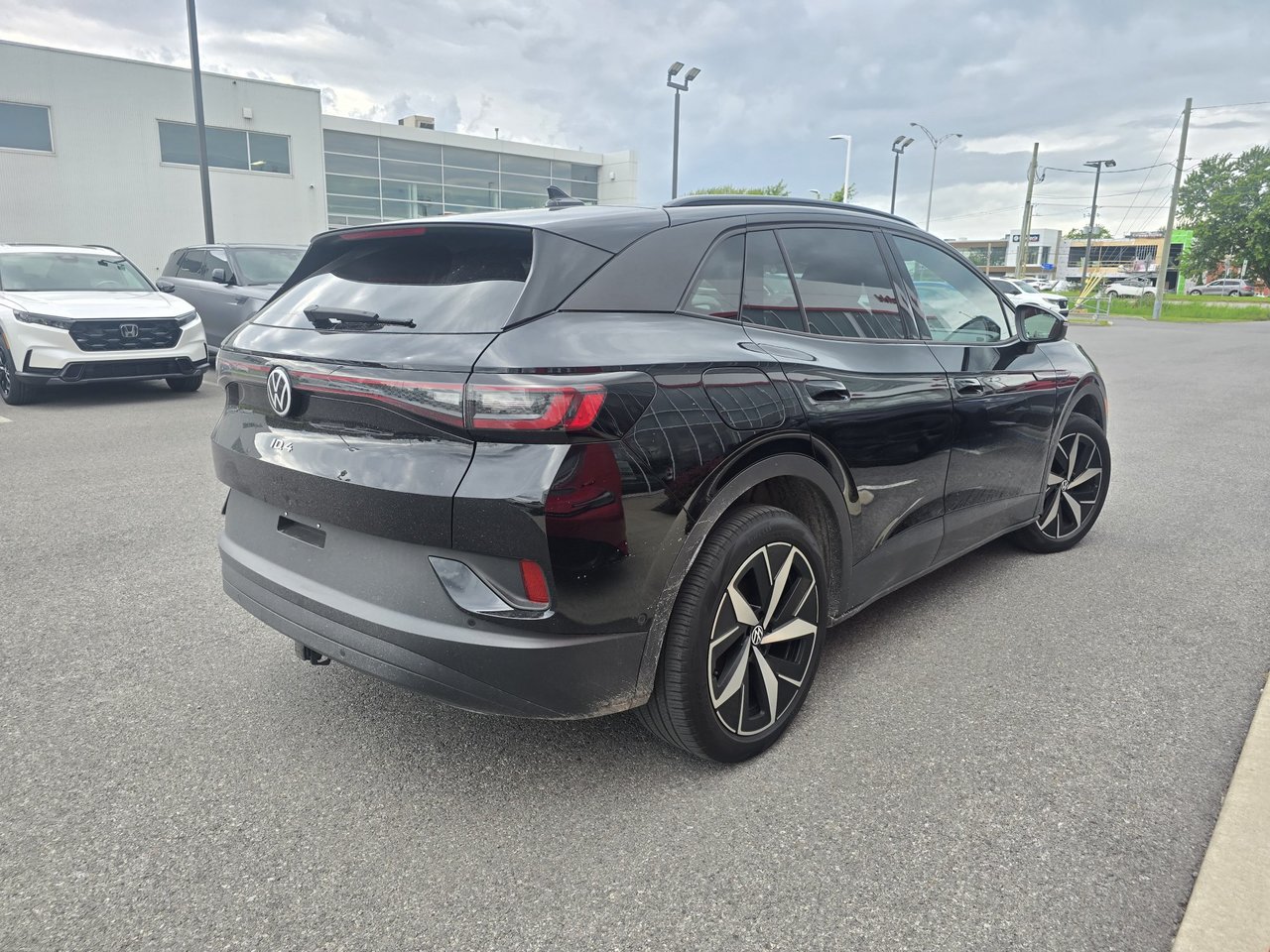 Volkswagen ID.4 Pro S AWD 2024-4