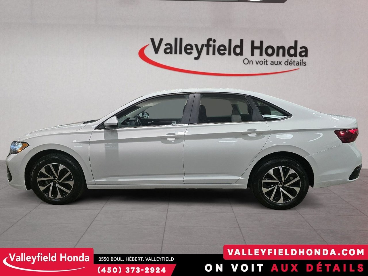 Volkswagen Jetta Trendline + BANC CHAUFFANT - CARPLAY 2024-8