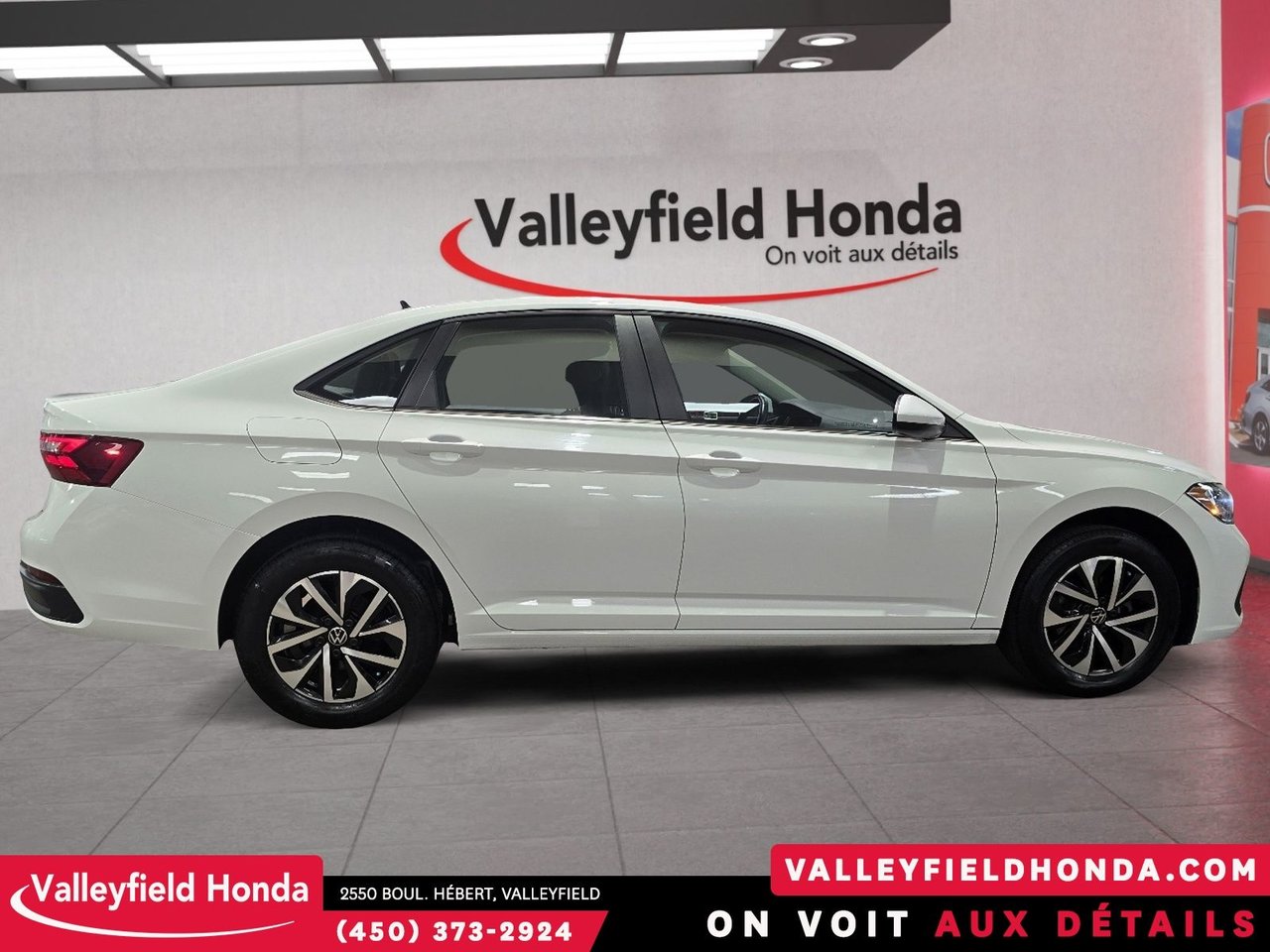 Volkswagen Jetta Trendline + BANC CHAUFFANT - CARPLAY 2024-4