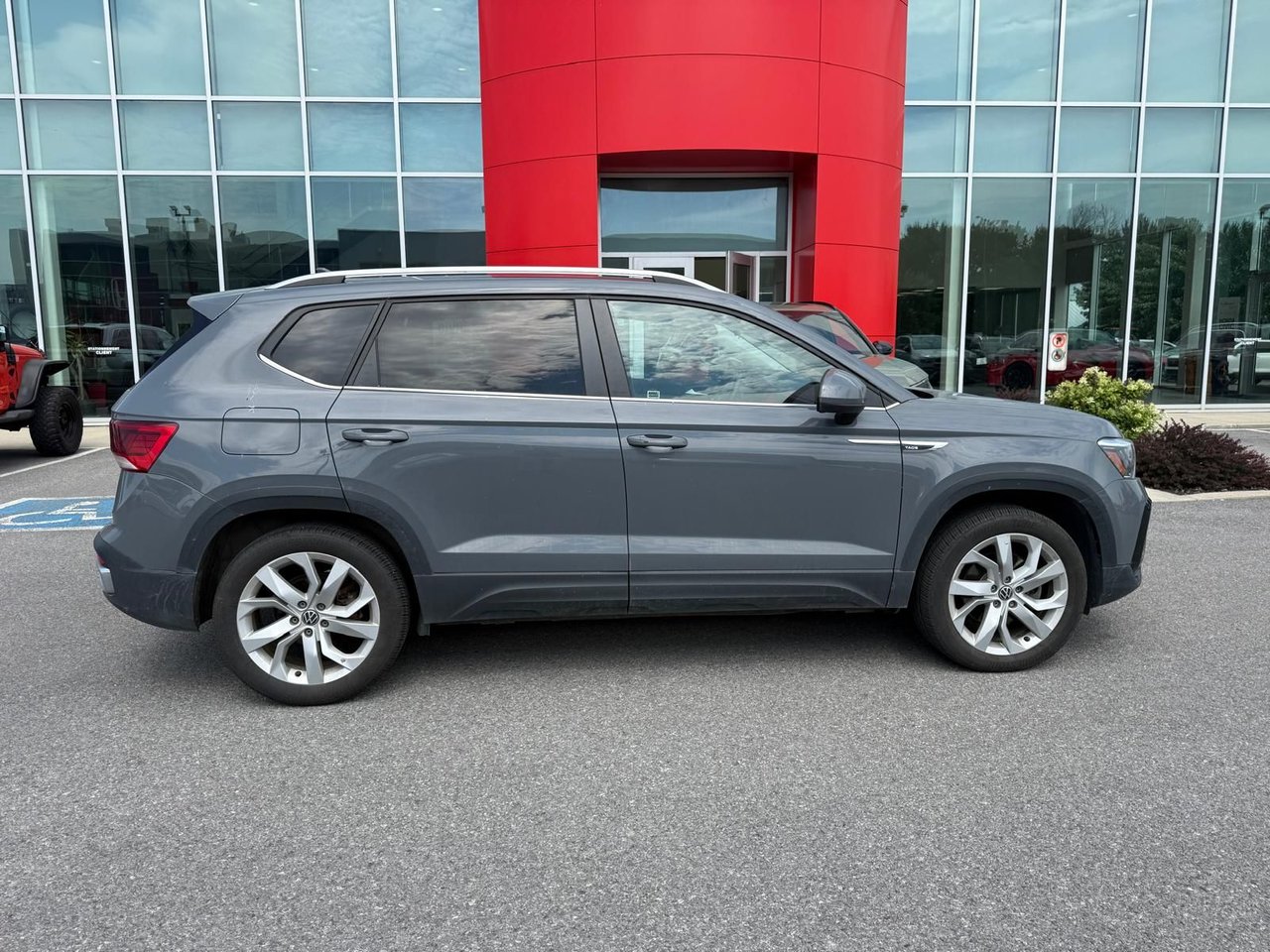 Volkswagen Taos Comfortline 2022-4