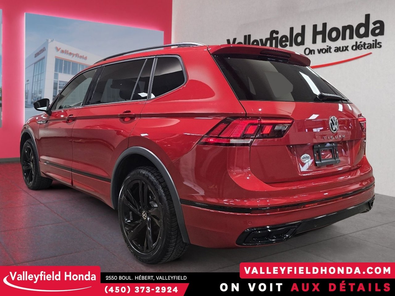 2024 Volkswagen Tiguan Comfortline R-Line Black Edition-8